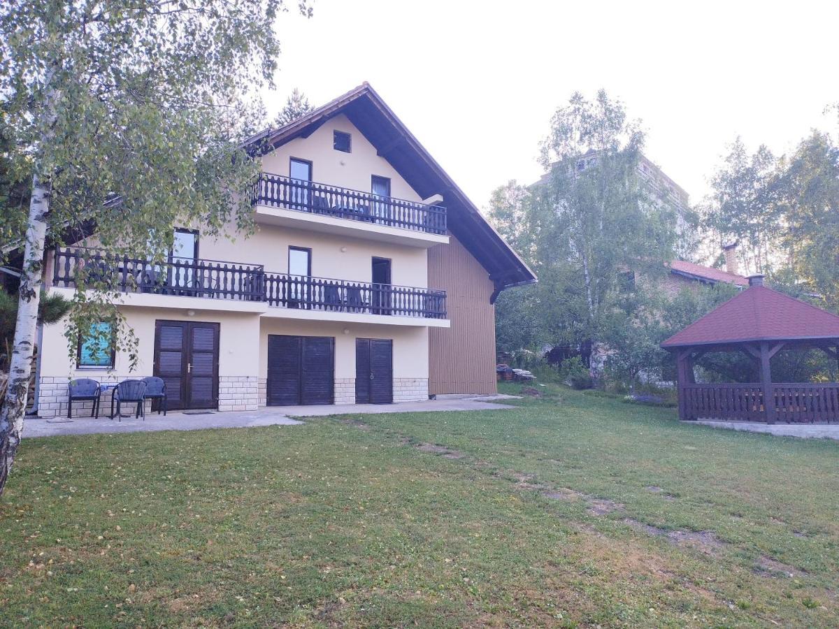 Apartment Zoran *