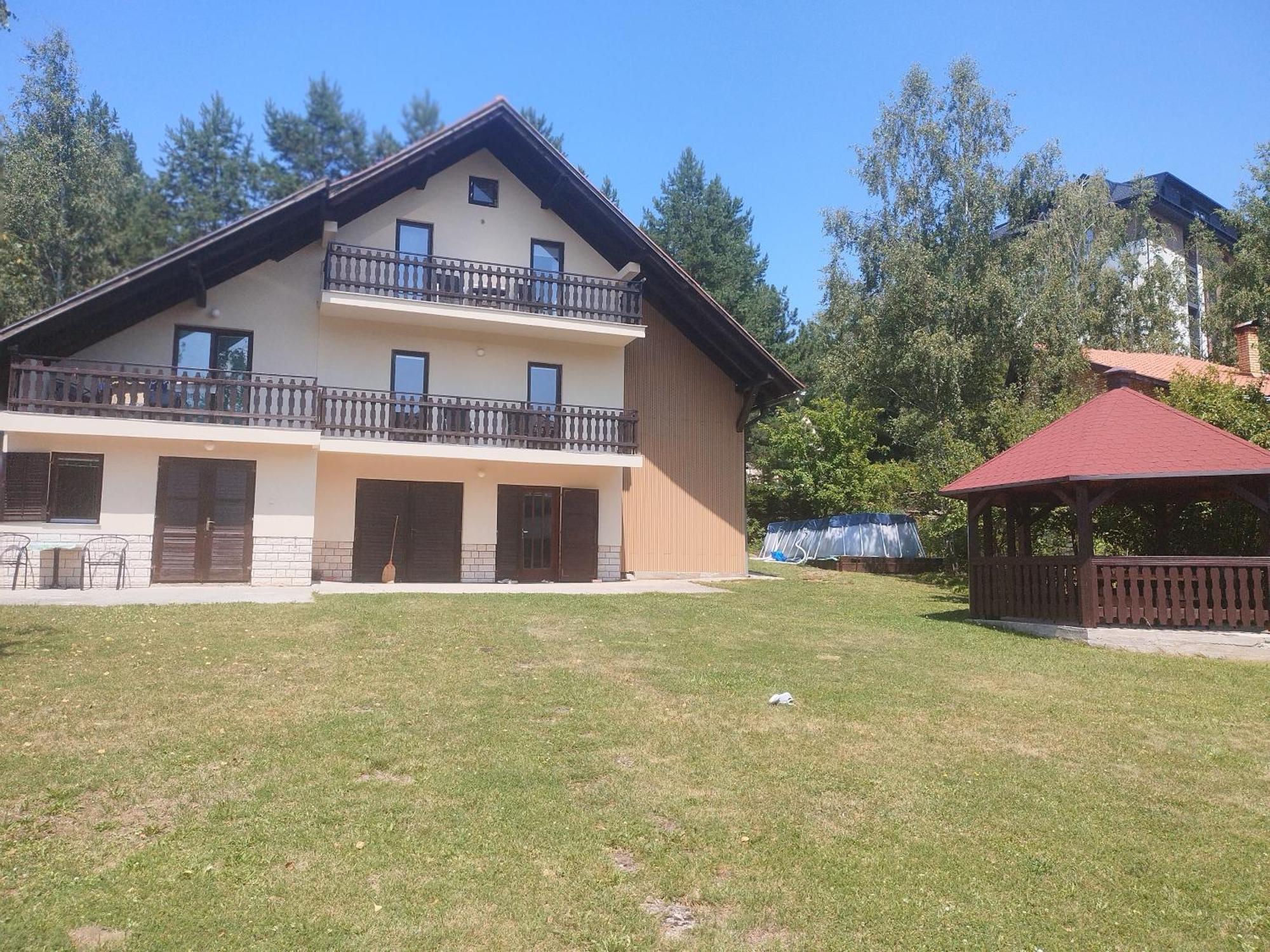 Zoran Apartment *